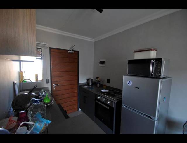 2 BEDROOM APARTMENT FOR SALE IN FLEURHOF